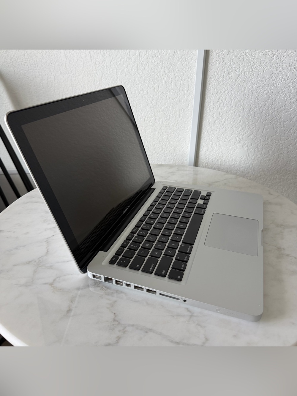 Apple MacBook Pro 13” Mid 2012 i5 2.5 GHz 8 GB RAM 1 TB Samsung SSD - Picture 9 of 16